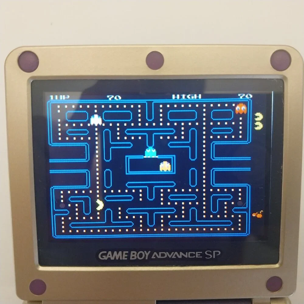 Nintendo Game Boy SP 101